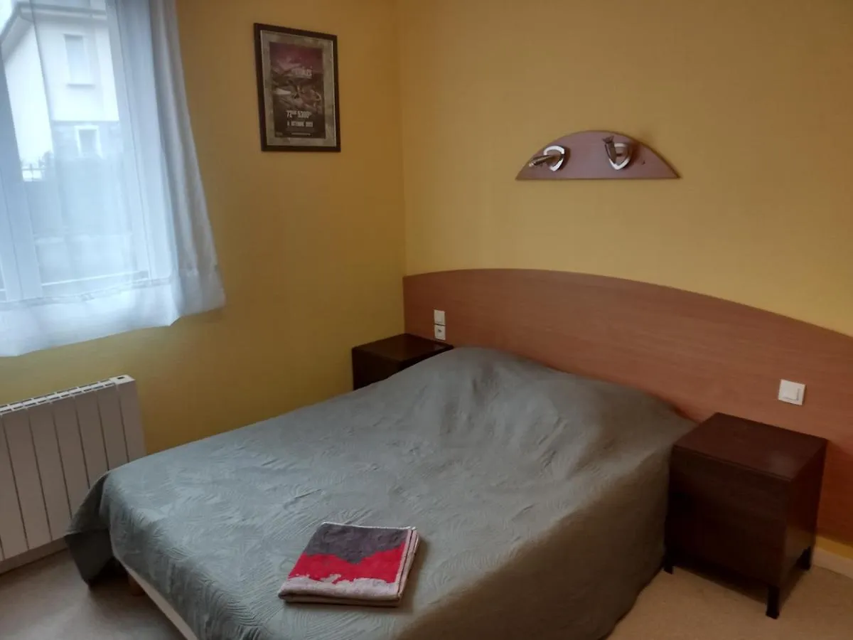 Appartement Studio proche des thermes en rez-de-chaussée avec place de parking Bagnères-de-Bigorre